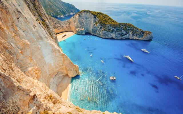 Kalamaki Beach Hotel - Zakynthos Island