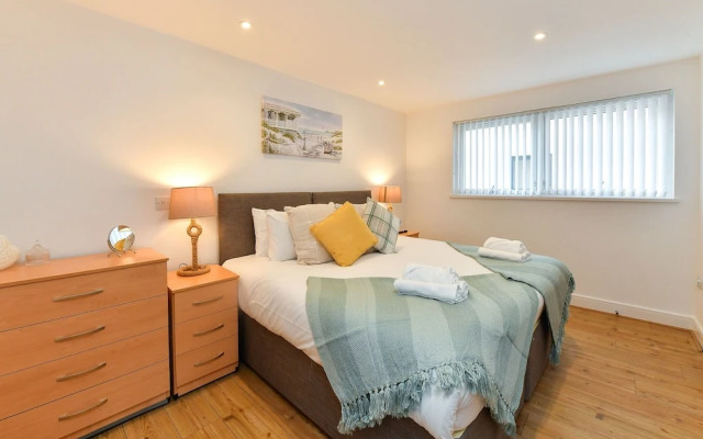 Just Stay Wales - Meridian Wharf