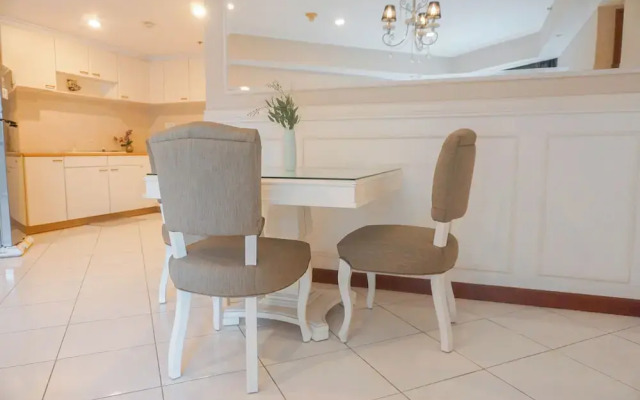 Spacious And Luxury 3Br At Sudirman Tower Condominium Apartment