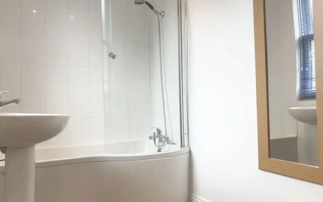 Lux Blu - Truro Apartment