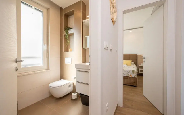 Exquisite and Stylish Apartment Trogir