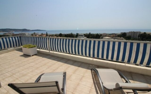 Nice Booking-Domaine Fleurs-Penthouse