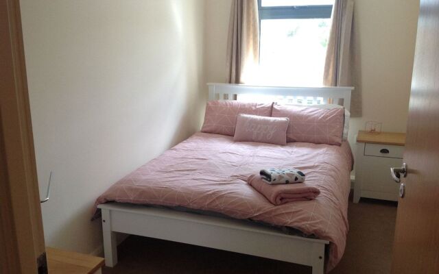 Pretty Properties Tillage Green