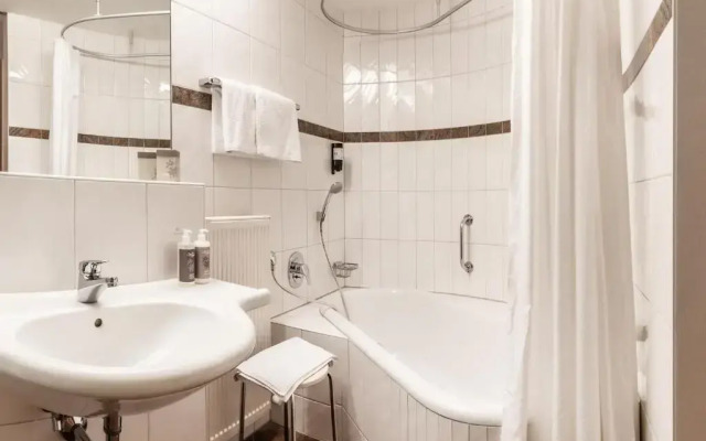 Hotel Lowen Lingenau