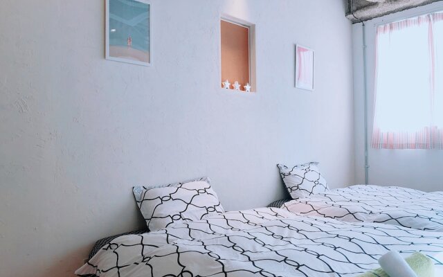 Osaka guesthouse RELASTAY