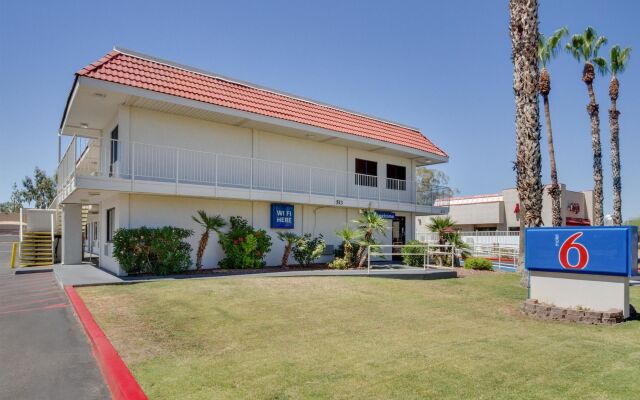 Motel 6 Tempe, AZ - Broadway - ASU