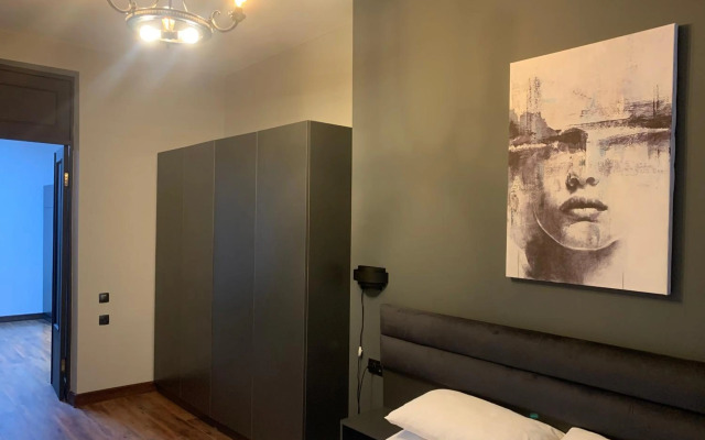 1BDB apartment in the small center