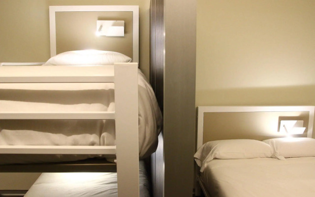 Poshtel Bilbao Premium Hostel