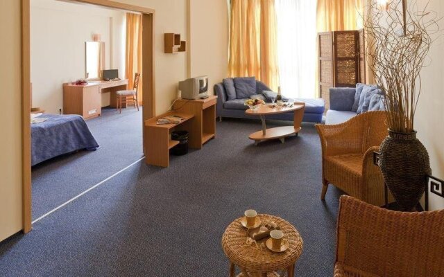 Hotel Flora Park