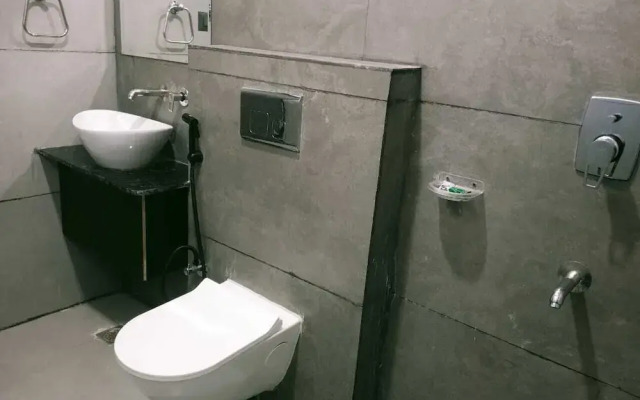 Hotel Prakhyat