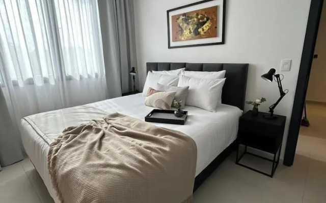 Divina Tower