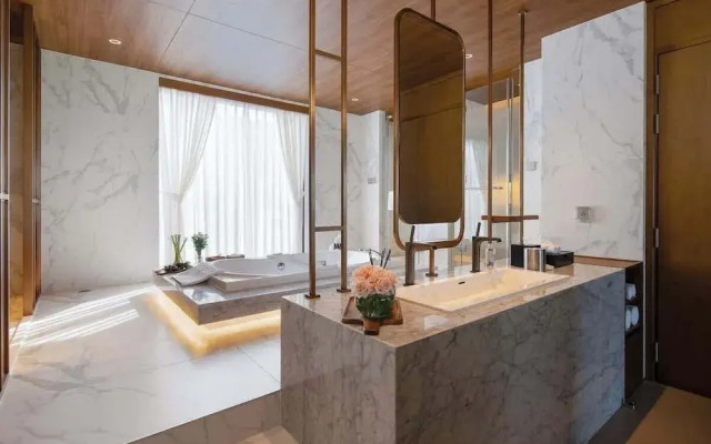 Elegant Retreat for Discerning Travelers