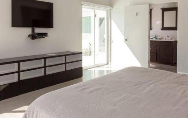 Desert Chill-Pool-Spa-5br/4ba