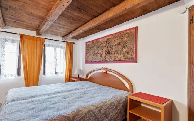 Lovely Holiday Home in Montaner With Patio