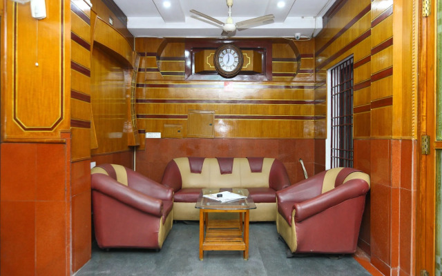 OYO 9343 JP Residency