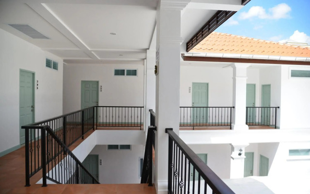 Sino Mansion