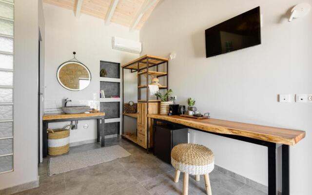 #FLH - "Four Olives" Luxury Rooms