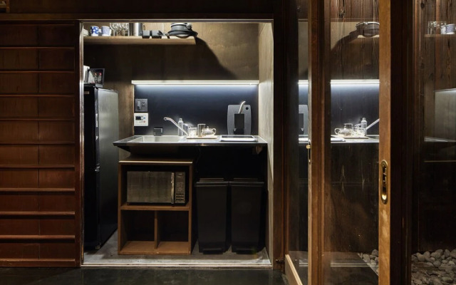 YADORU KYOTO Kagami No Yado