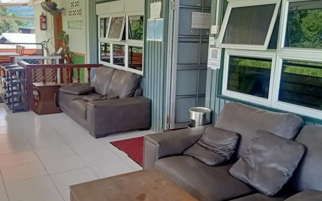 OYO 90366 Home Valley Guesthouse Tambunan
