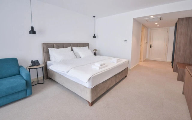 Luxury Hotel Riva - Budva