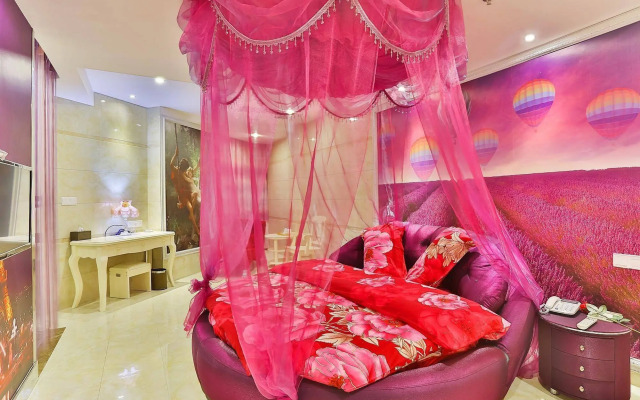 Liyang Vegas Theme Hotel