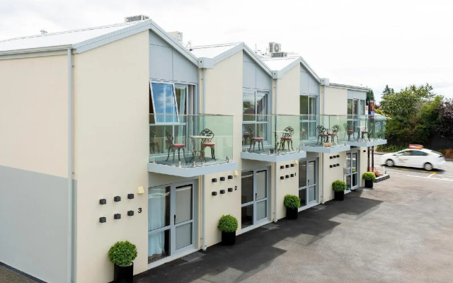 V Motel