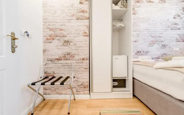 Le Monde Luxury Accommodation