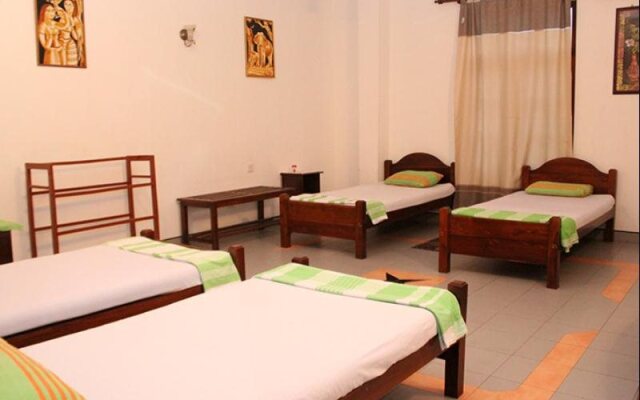 Terrel Hotel - Ampara