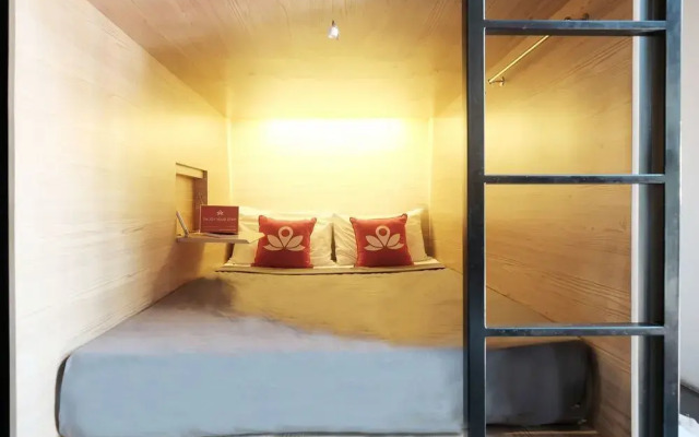 ZEN Hostel Gubeng Station