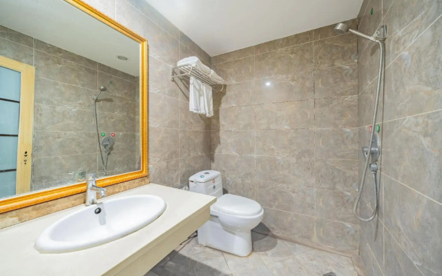 Zhongxian Qiaolin Hotel