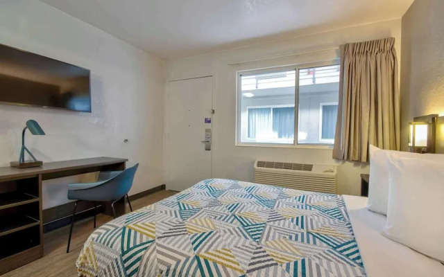 Studio 6 Albuquerque Nm Midtown