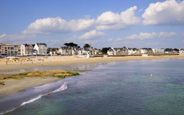 Les Trois Iles 19184