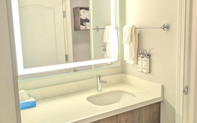 Staybridge Suites Bismarck by IHG