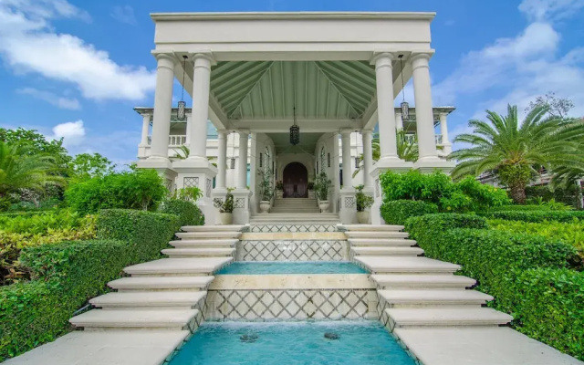 Villa B by the Sea in Nassau