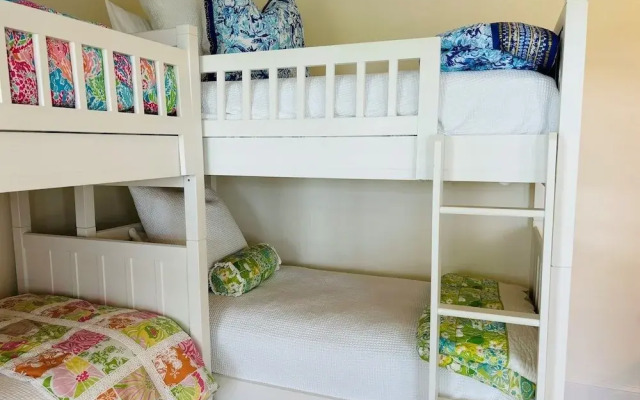 Gray Goose 5 Bedroom Home by RedAwning