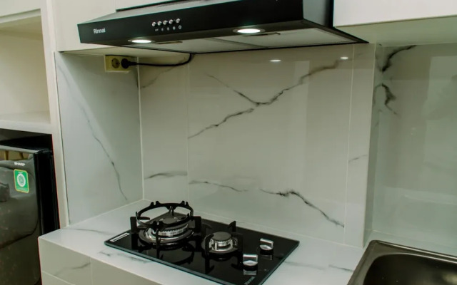 Cozy Stay Studio Apartment At Amazana Serpong