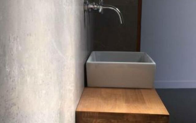 Neutra Guesthouse
