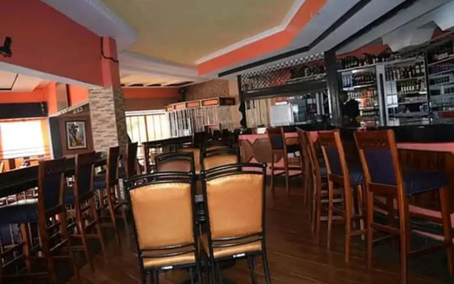 Aerotropolis Hotel