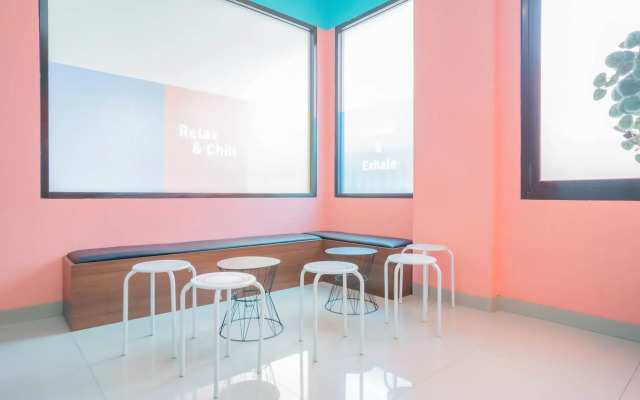 Sans Hotel Widarasari Cirebon