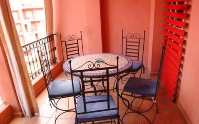 Apartment With 2 Bedrooms in Marrakech, With Shared Pool, Enclosed Garden and Wifi