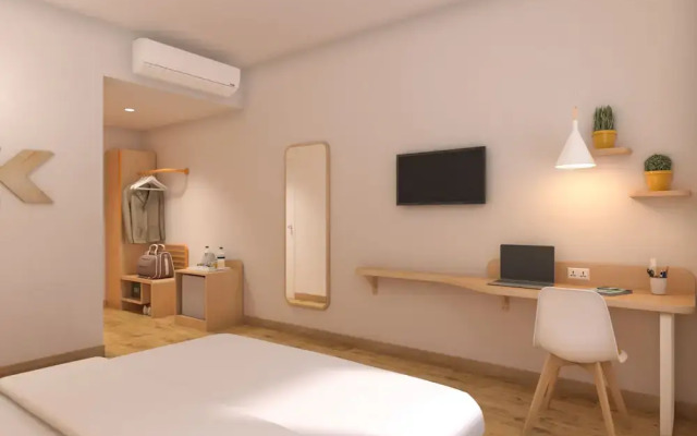 Bloom Hotel - DLF Cyber City