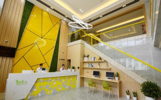 Vatica Huanggang Luotian County City Square Hotel