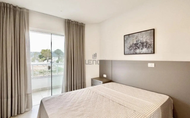 039 - Lindo apto com 02 dormitórios em Bombas