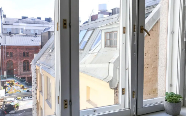 WeHost Pieni Roobertinkatu Small 13