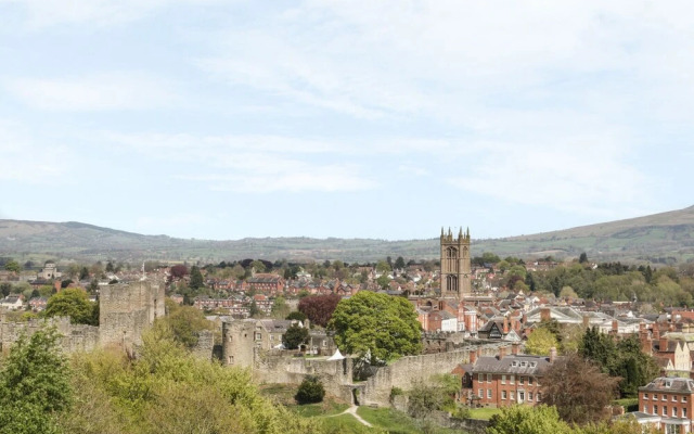 The Cow Byre, Heath Farm