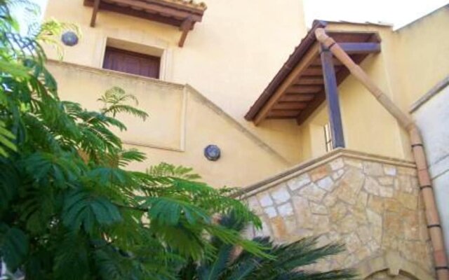 Apartment With 2 Bedrooms In Rilievo With Shared Pool Furnished Terrace And Wifi 5 Km From The Beach