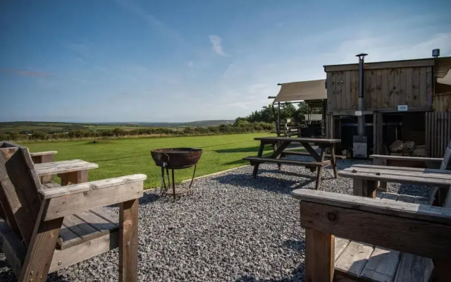 Worms Head - Safari Glamping Tent - Llangennith