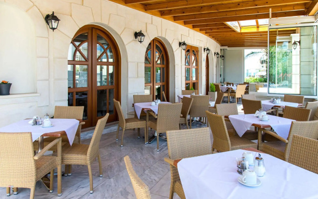 Anita Beach Hotel - Adults Only