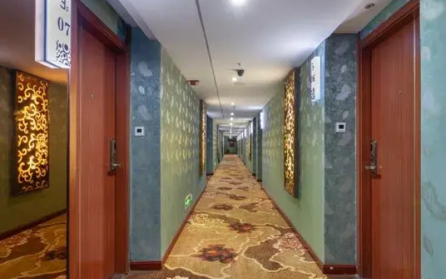 Elan Hotel (Yiwu International Trade City Store)