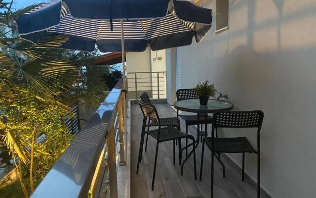 Davidana Deluxe Apartments